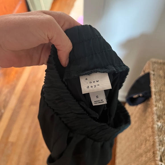 A New Day Green Satin Pants - Picture 4 of 4